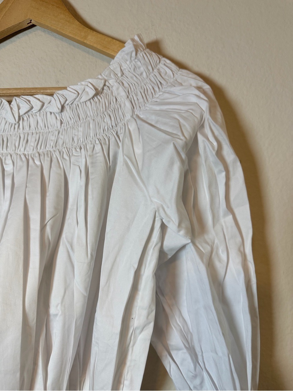NWT Norma Kamali Peasant Dress White XS Off Shoulder Smocked Cotton Mini - Picture 8 of 9